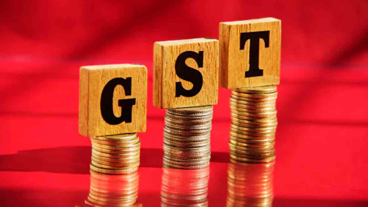 Kerala Government: ఆ వస్తువులకు మా రాష్ట్రంలో జీఎస్టీ అమలుచేయం.. కేరళ సర్కార్ కీలక నిర్ణయం Kerala Government: ఆ వస్తువులకు మా రాష్ట్రంలో జీఎస్టీ అమలుచేయం.. కేరళ సర్కార్ కీలక నిర్ణయం