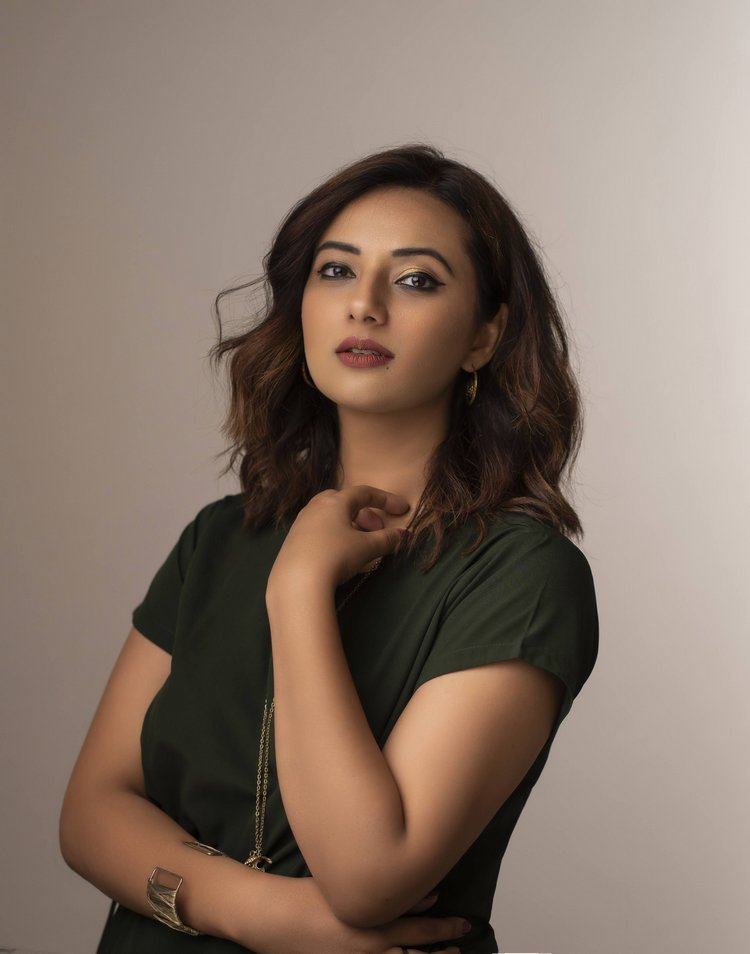 Gorgeous Isha Chawla New Photos001