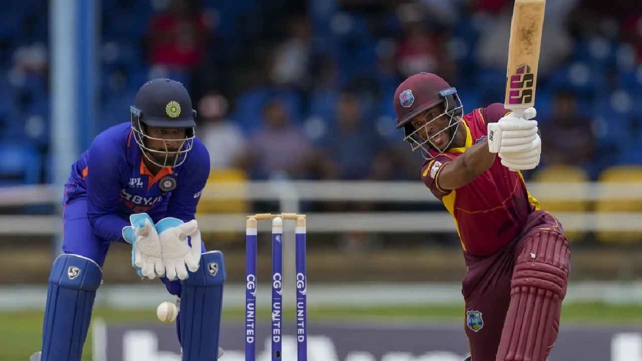 IndVsWI 2nd ODI : హోప్ శతక్కొట్టుడు.. భారత్ ముందు భారీ లక్ష్యం IndVsWI 2nd ODI : హోప్ శతక్కొట్టుడు.. భారత్ ముందు భారీ లక్ష్యం