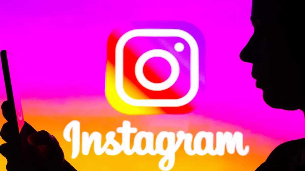 Instagram Map Feature : ఇన్స్టాలో కొత్త మ్యాప్ ఫీచర్.. మీ పోస్టుల్లోనే రెస్టారెంట్ల లొకేషన్ చూడొచ్చు! Instagram Map Feature : ఇన్స్టాలో కొత్త మ్యాప్ ఫీచర్.. మీ పోస్టుల్లోనే రెస్టారెంట్ల లొకేషన్ చూడొచ్చు!