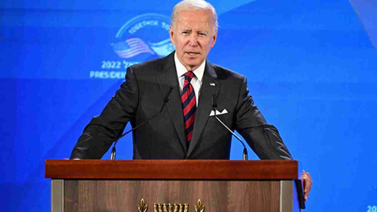 US President Joe Biden: జో బైడెన్ క్యాన్సర్తో బాధపడుతున్నాడా? శ్వేతసౌధం ఏమందంటే.. US President Joe Biden: జో బైడెన్ క్యాన్సర్తో బాధపడుతున్నాడా? శ్వేతసౌధం ఏమందంటే..