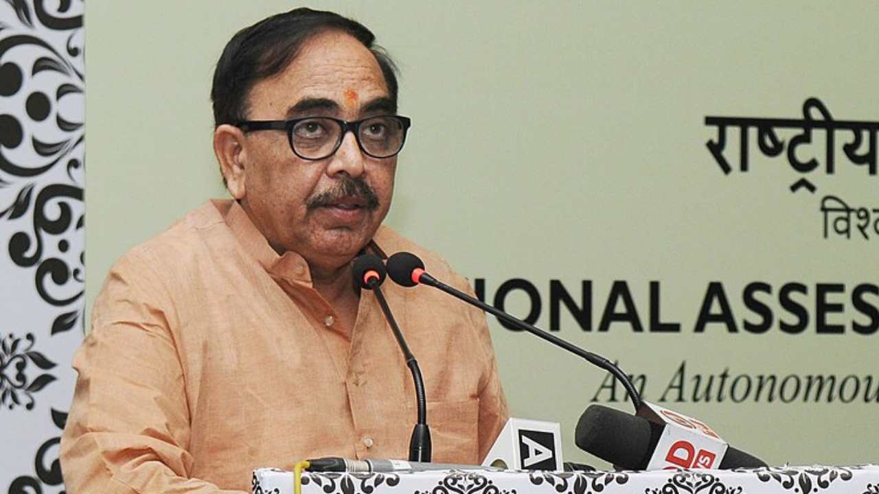 telangana: తెలంగాణలో డబుల్ ఇంజన్ సర్కార్ రావాలి: కేంద్ర మంత్రి మహేంద్ర నాథ్ telangana: తెలంగాణలో డబుల్ ఇంజన్ సర్కార్ రావాలి: కేంద్ర మంత్రి మహేంద్ర నాథ్