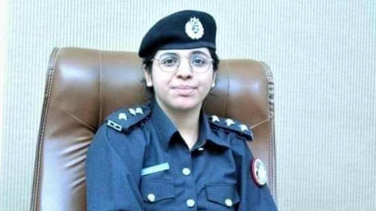 Manisha Ropeta: పాకిస్తాన్లో తొలి హిందూ మహిళా డీఎస్పీగా మనీషా Manisha Ropeta: పాకిస్తాన్లో తొలి హిందూ మహిళా డీఎస్పీగా మనీషా