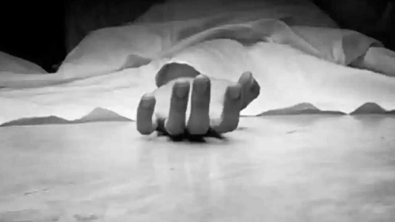 Medical Student Dies: అనస్తీషియా తీసుకుని వైద్య విద్యార్థిని ఆత్మహత్య Medical Student Dies: అనస్తీషియా తీసుకుని వైద్య విద్యార్థిని ఆత్మహత్య