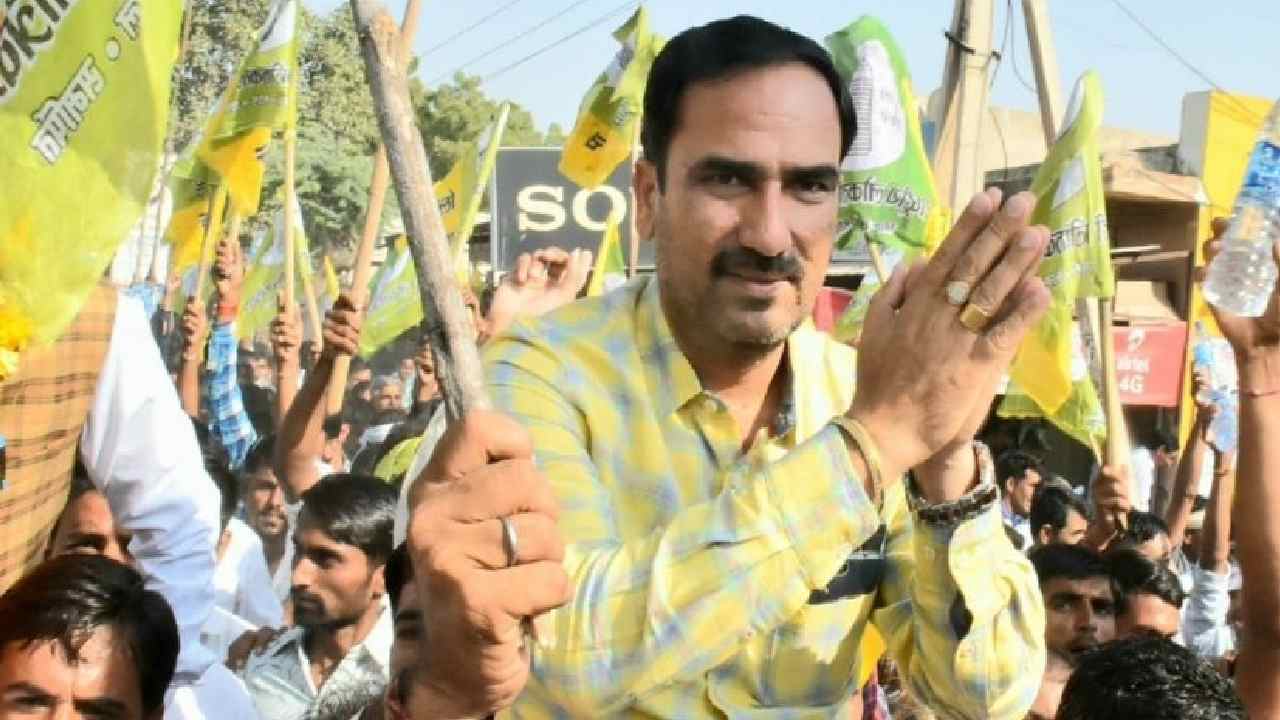 Rajasthan : ఎమ్మెల్యే కారు ఎత్తుకెళ్లిన దొంగలు Rajasthan : ఎమ్మెల్యే కారు ఎత్తుకెళ్లిన దొంగలు