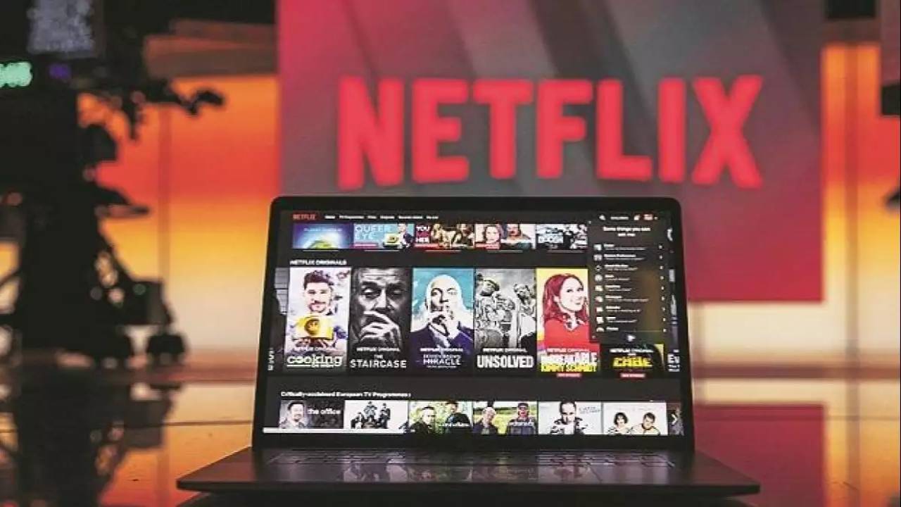 Netflix : దిగొచ్చిన నెట్ఫ్లిక్స్.. కొత్త కస్టమర్ల కోసం చౌకైన ప్లాన్లతో వస్తోంది..! Netflix : దిగొచ్చిన నెట్ఫ్లిక్స్.. కొత్త కస్టమర్ల కోసం చౌకైన ప్లాన్లతో వస్తోంది..!