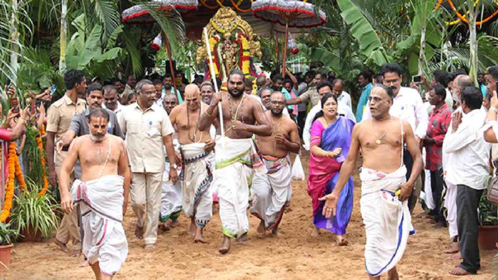 Paruveta Utsavam