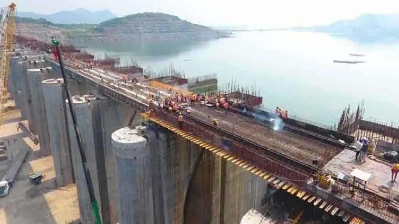 Polavaram : మరో రెండేళ్లు.. పోలవరం ప్రాజెక్ట్ నిర్మాణంపై కేంద్రం కీలక ప్రకటన Polavaram : మరో రెండేళ్లు.. పోలవరం ప్రాజెక్ట్ నిర్మాణంపై కేంద్రం కీలక ప్రకటన