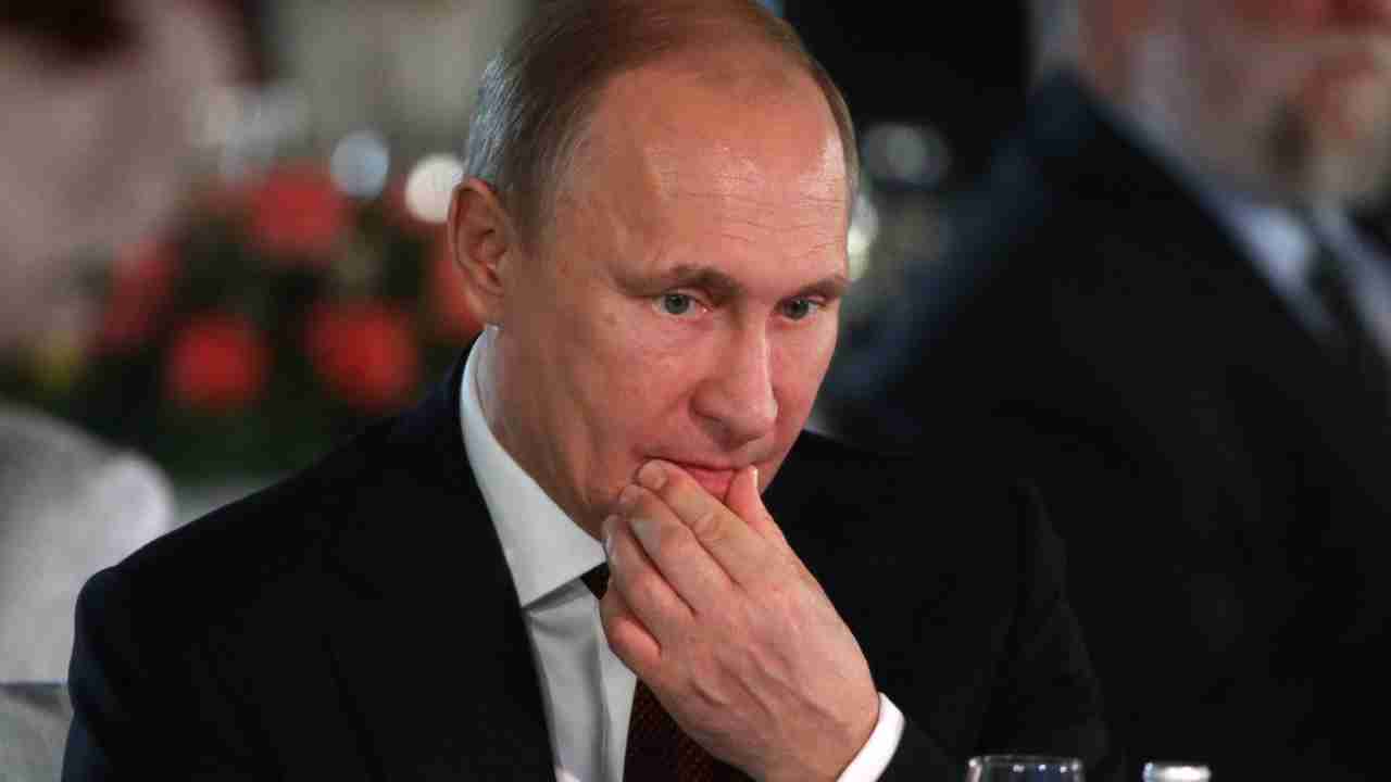 Vladimir Putin: పుతిన్కు ఘోర అవమానం..! ఎర్డోగన్ కావాలనే అలా చేశాడా? వైరల్గా మారిన వీడియో Vladimir Putin: పుతిన్కు ఘోర అవమానం..! ఎర్డోగన్ కావాలనే అలా చేశాడా? వైరల్గా మారిన వీడియో