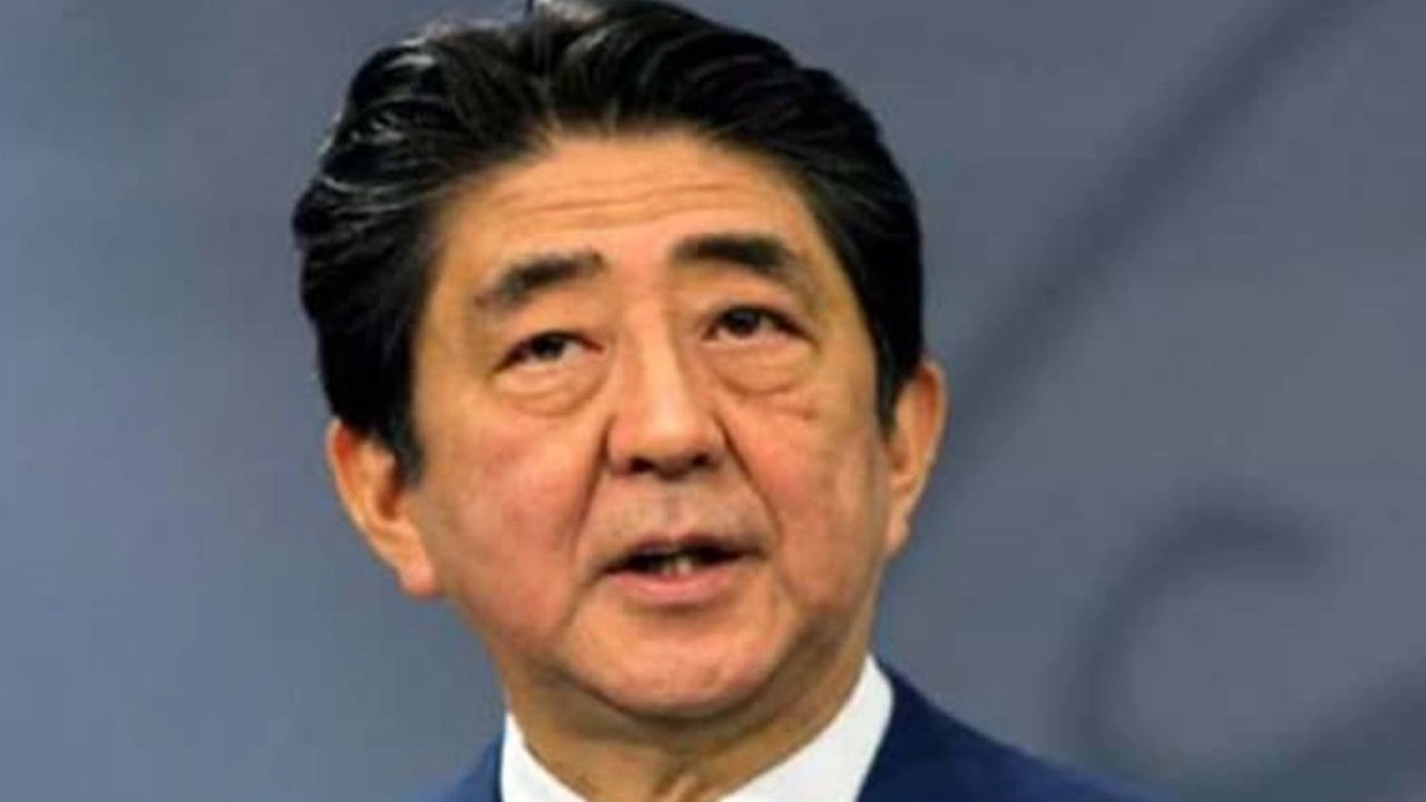 Shinzo Abe Died : దుండగుడి కాల్పుల్లో జపాన్ మాజీ ప్రధాని షింజో అబే మృతి Shinzo Abe Died : దుండగుడి కాల్పుల్లో జపాన్ మాజీ ప్రధాని షింజో అబే మృతి