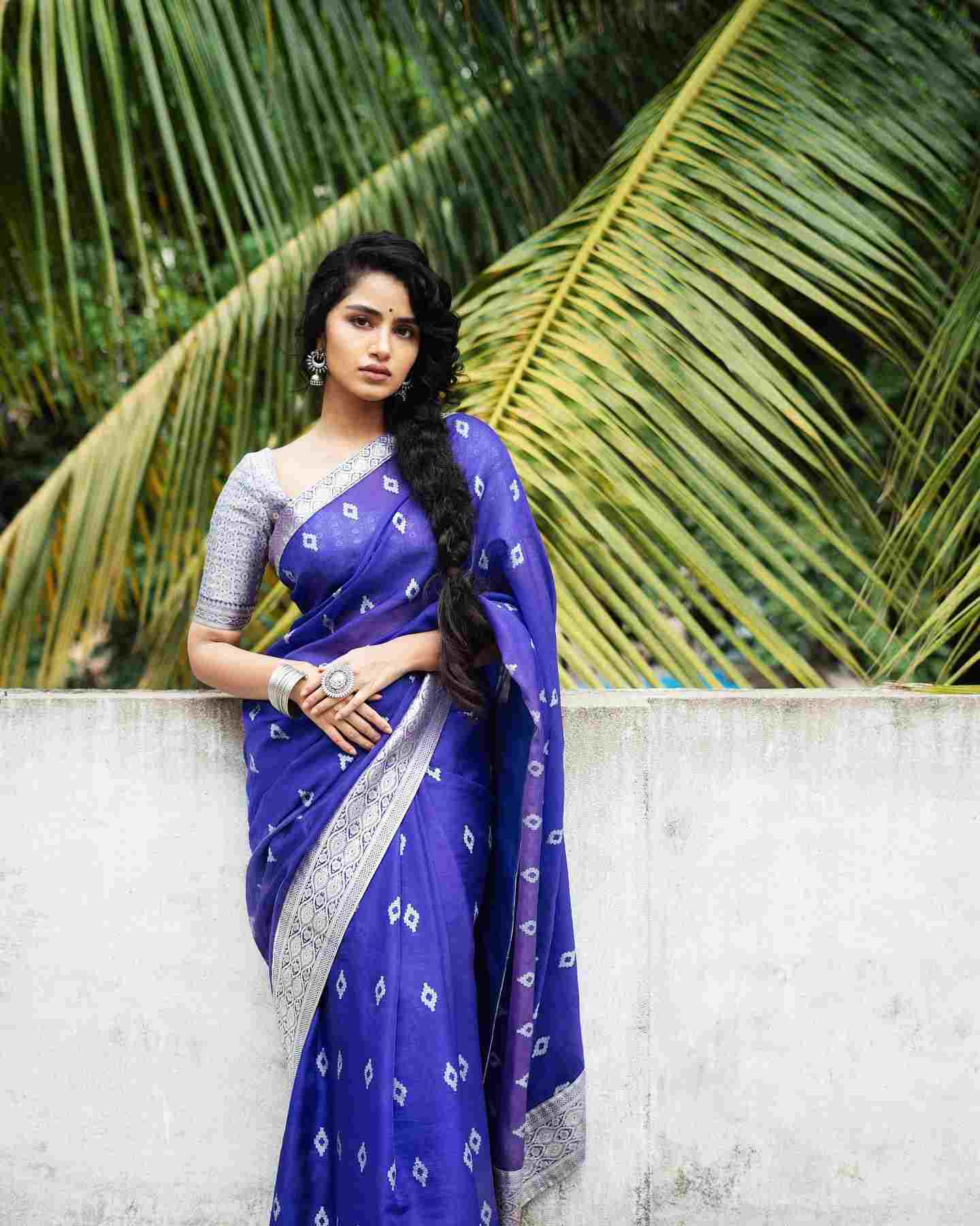 Anupama Parameswaran latest photoshoot in blue saree 