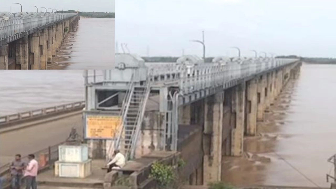 Dhavaleshwaram : గోదావరి వరద ఉధృతి..ధవళేశ్వరం బ్యారేజ్ పై రాకపోకలు నిలిపివేత Dhavaleshwaram : గోదావరి వరద ఉధృతి..ధవళేశ్వరం బ్యారేజ్ పై రాకపోకలు నిలిపివేత
