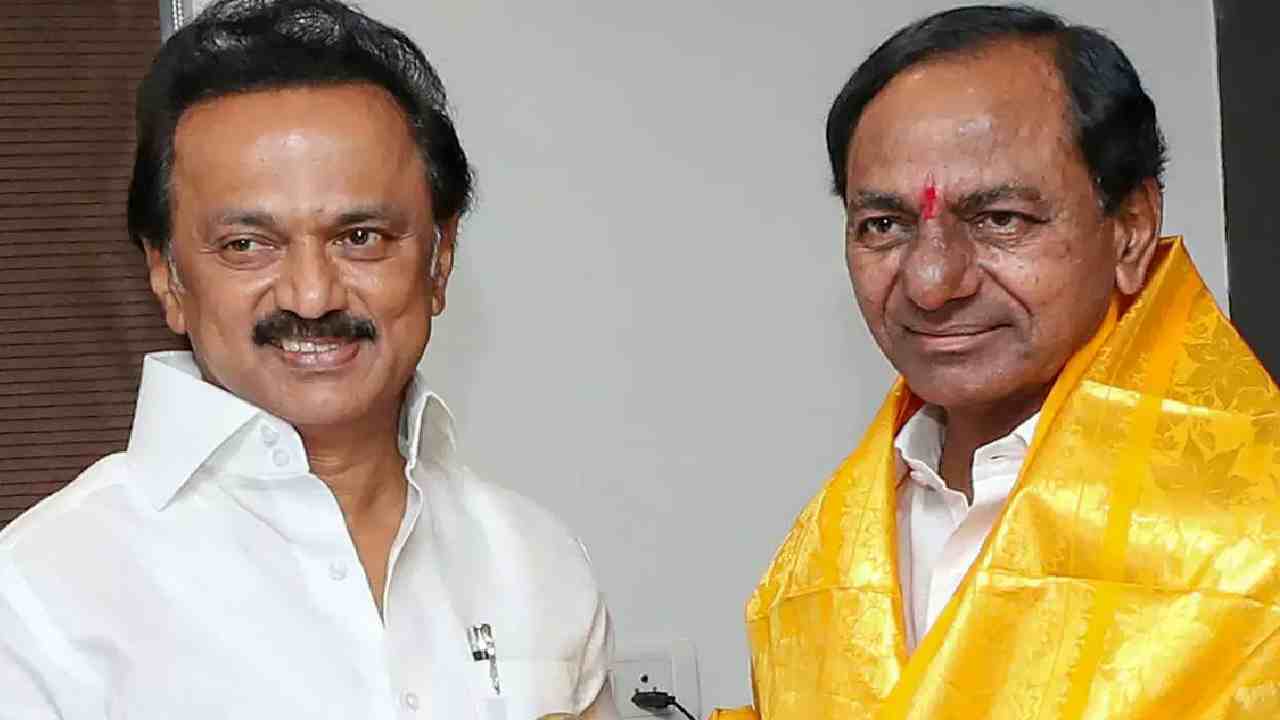 MK Stalin : మరోసారి స్టాలిన్ను కలవనున్న సీఎం కేసీఆర్ ? MK Stalin : మరోసారి స్టాలిన్ను కలవనున్న సీఎం కేసీఆర్ ?