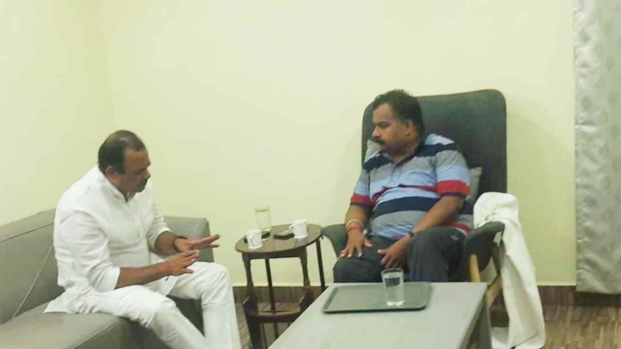 T. Congress : తెలంగాణ కాంగ్రెస్లో విందు రాజకీయాలు T. Congress : తెలంగాణ కాంగ్రెస్లో విందు రాజకీయాలు