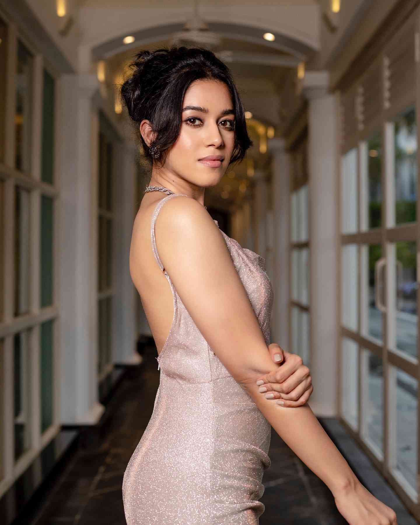 Mirnalini Ravi8