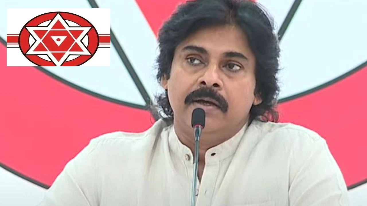Pawan Kalyan : కులాలను విడగొట్టడం కాదు..కలిపే విధానం ఉండాలి : పవన్ కళ్యాణ్ Pawan Kalyan : కులాలను విడగొట్టడం కాదు..కలిపే విధానం ఉండాలి : పవన్ కళ్యాణ్