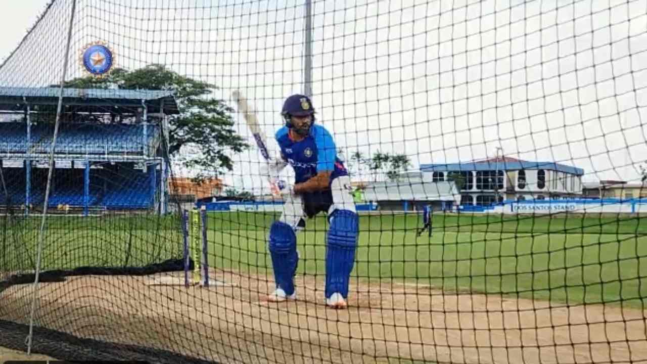 Rohit Sharma: నెట్స్లో రోహిత్ శర్మ ప్రాక్టీస్.. వీడియో పోస్ట్ చేసిన బీసీసీఐ Rohit Sharma: నెట్స్లో రోహిత్ శర్మ ప్రాక్టీస్.. వీడియో పోస్ట్ చేసిన బీసీసీఐ