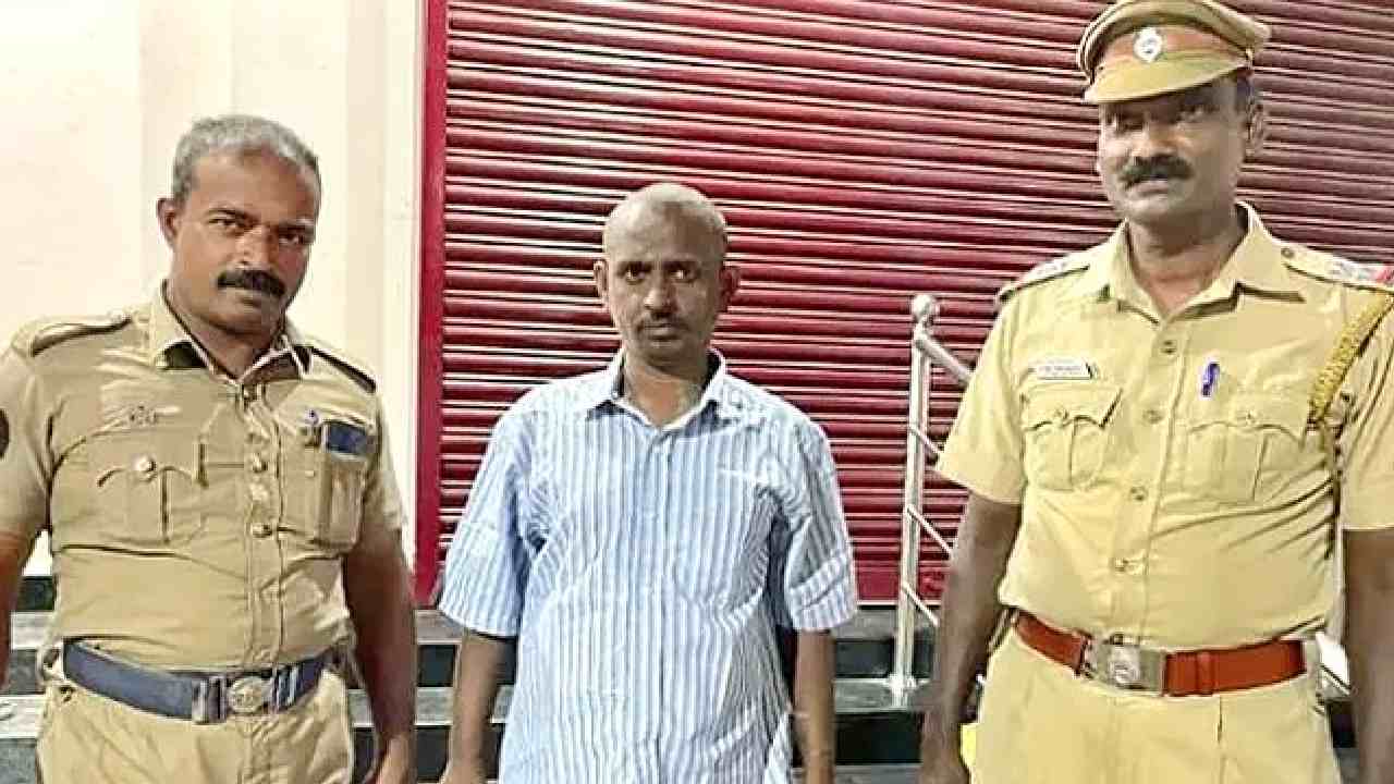 Tamil Nadu : ఐఏఎస్ పరీక్షలకు ప్రిపేర్ అవుతున్న వ్యక్తి..రెండు సార్లు ప్రేమ విఫలమై.. Tamil Nadu : ఐఏఎస్ పరీక్షలకు ప్రిపేర్ అవుతున్న వ్యక్తి..రెండు సార్లు ప్రేమ విఫలమై..