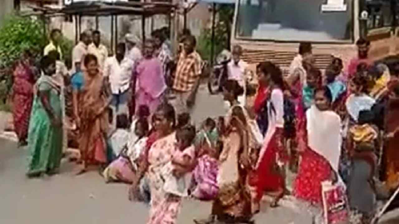 Tamil Nadu : తమిళనాడులో మరో విద్యార్ధిని ఆత్మహత్య-10 రోజుల్లో రెండో ఘటన Tamil Nadu : తమిళనాడులో మరో విద్యార్ధిని ఆత్మహత్య-10 రోజుల్లో రెండో ఘటన