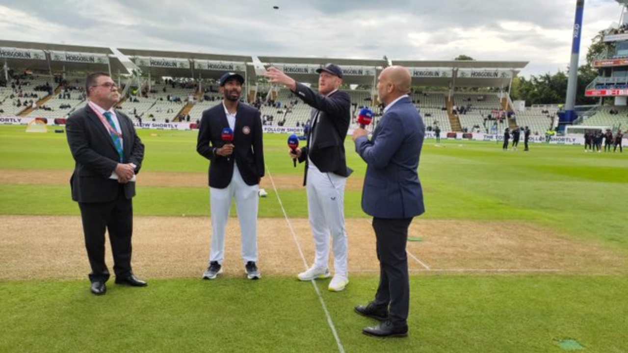 India vs England: టాస్ గెలిచి బౌలింగ్ ఎంచుకున్న ఇంగ్లండ్.. ఓపెనర్లుగా క్రీజులోకి శుభ్మన్, పుజారా India vs England: టాస్ గెలిచి బౌలింగ్ ఎంచుకున్న ఇంగ్లండ్.. ఓపెనర్లుగా క్రీజులోకి శుభ్మన్, పుజారా