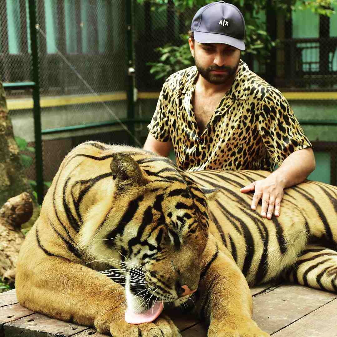 VishwakSen with Tiger