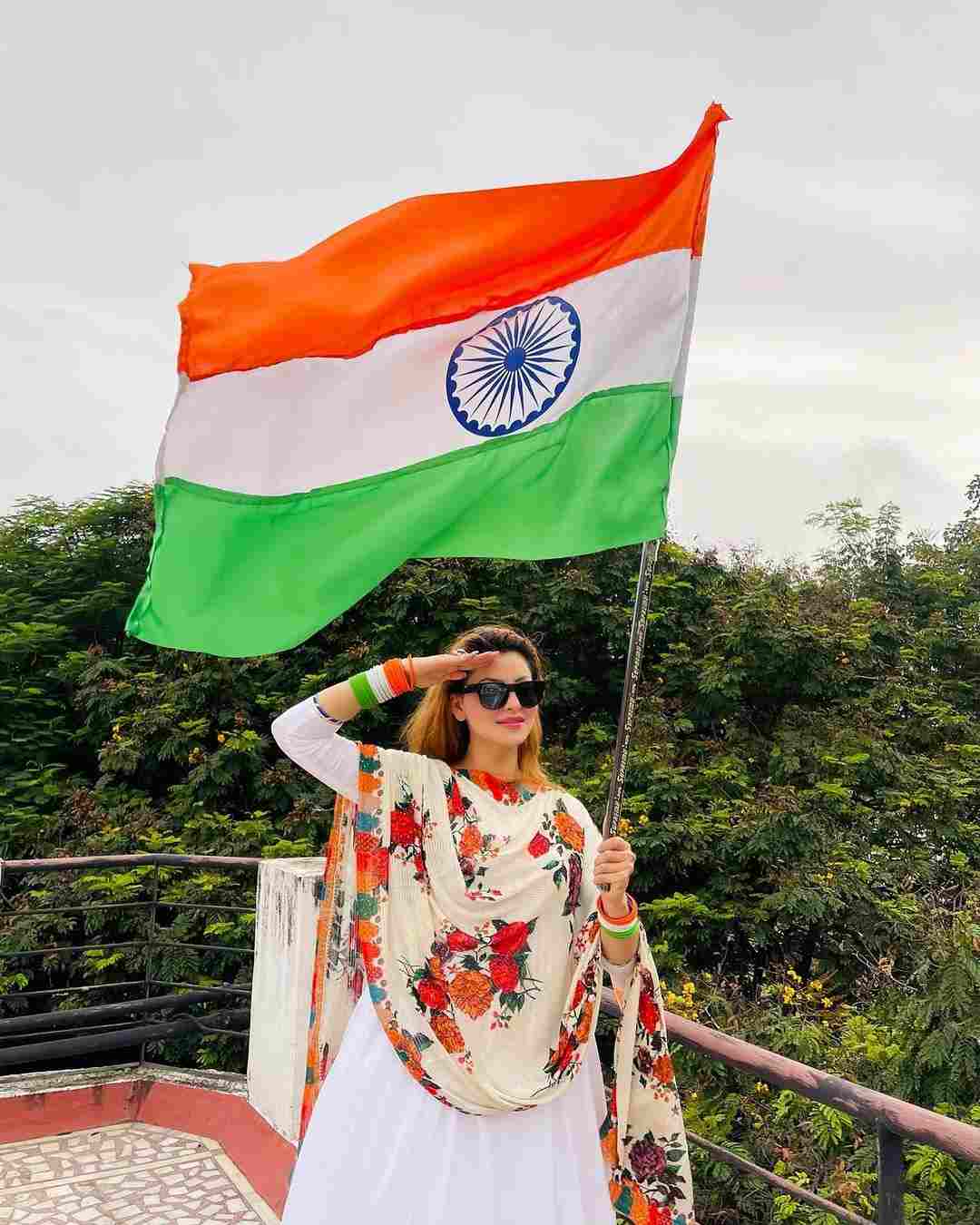 Actresses On Independence Day Share Their Pics On Insta