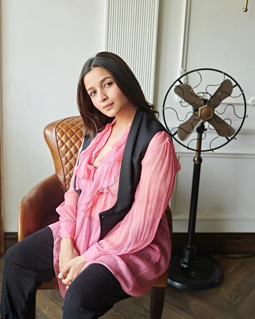 Alia Bhatt Spotted With Her Baby Bump