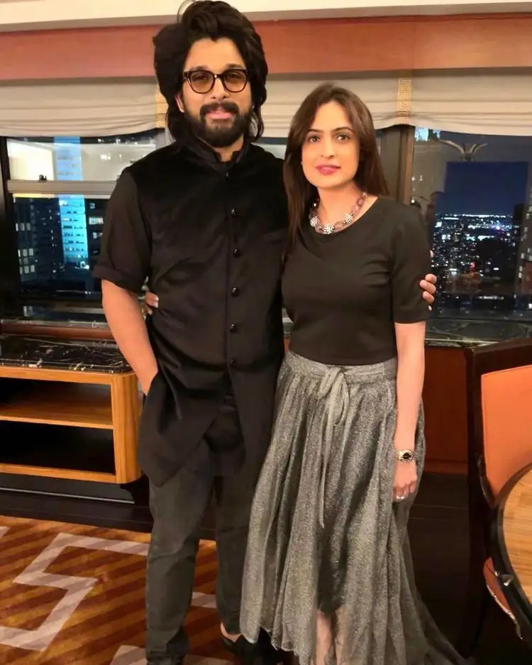 Allu Arjun Meets Aditi Agarwal In US