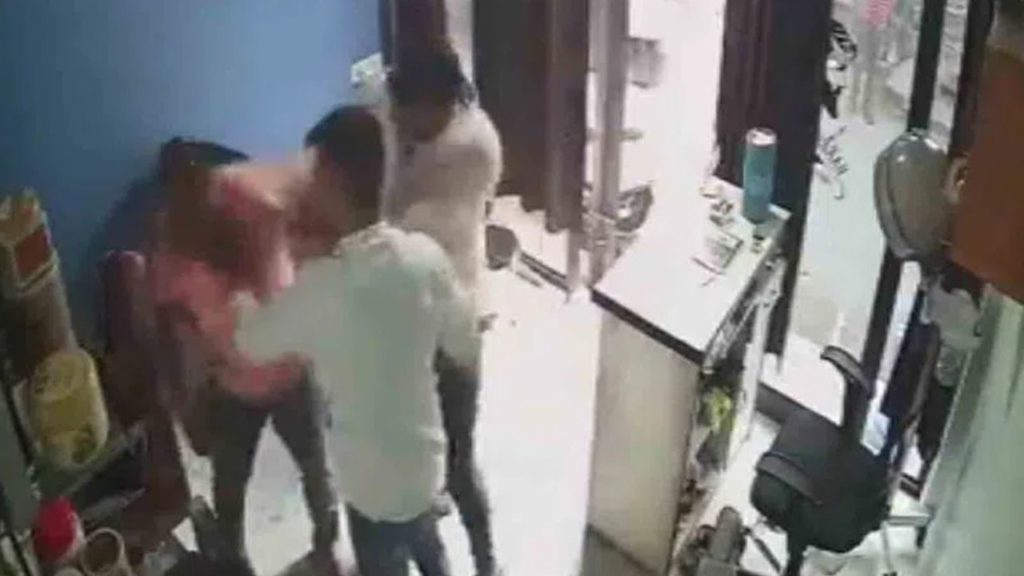 BJP Leader Attacked Ex-jawan