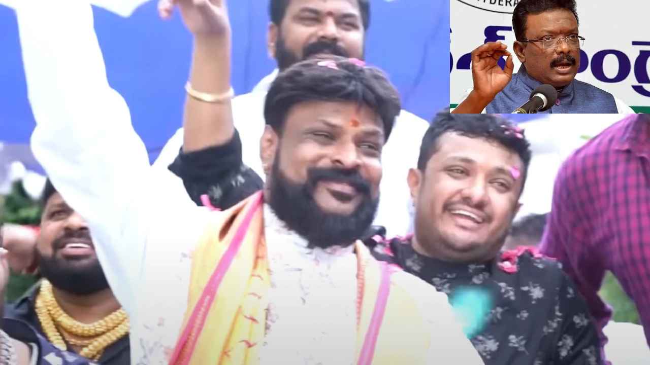 Dasoju Sravan : మెదక్ డీసీసీబీ చైర్మన్ దేవేందర్ రెడ్డి చీకోటి అనుచరుడు- దాసోజు శ్రవణ్ Dasoju Sravan : మెదక్ డీసీసీబీ చైర్మన్ దేవేందర్ రెడ్డి చీకోటి అనుచరుడు- దాసోజు శ్రవణ్