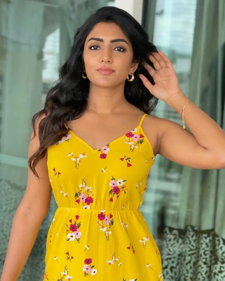 Eesha Rebba Looks Stunning In Yellow Dress