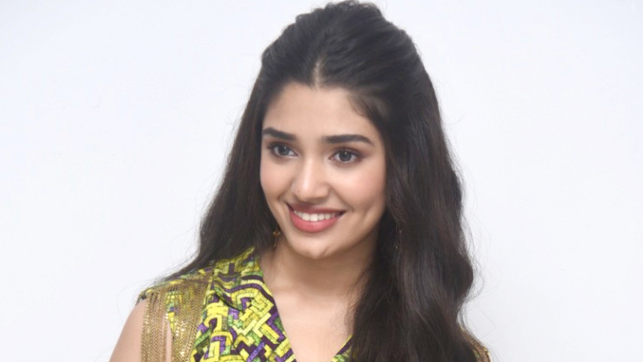 Macherla Niyojakavargam: మాచర్ల నియోజకవర్గం వారికే ఎక్కువగా నచ్చుతుంది – కృతి శెట్టి Macherla Niyojakavargam: మాచర్ల నియోజకవర్గం వారికే ఎక్కువగా నచ్చుతుంది – కృతి శెట్టి