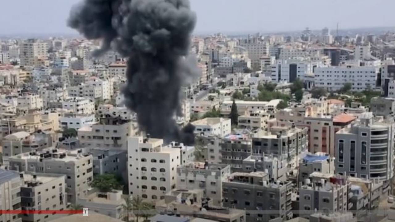 Moment air strike hits building in Gaza