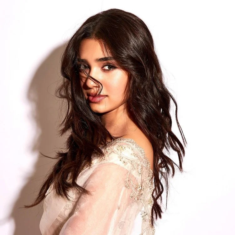 Krithi Shetty Looks Gorgeous