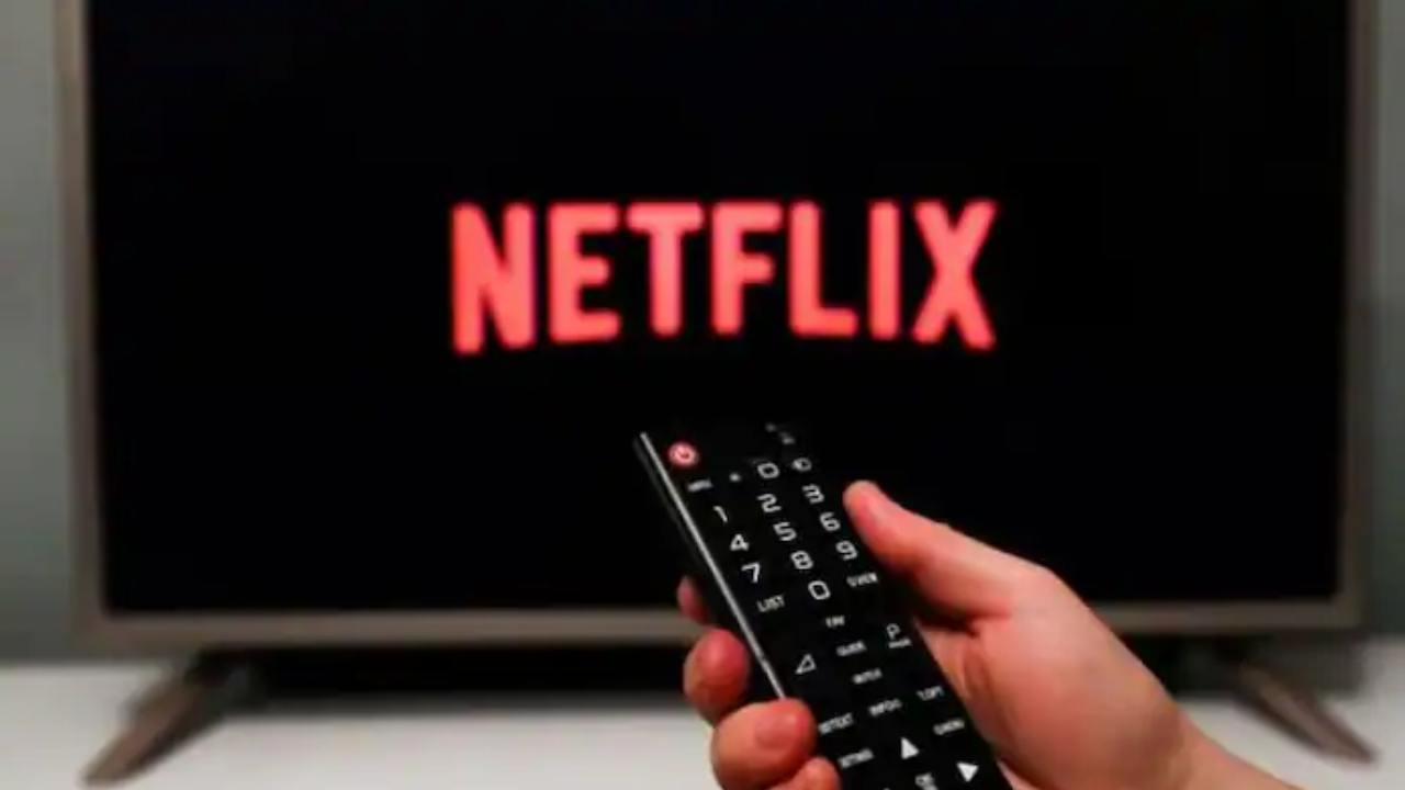 Netflix Cheaper Plans In India : నెట్ఫ్లిక్స్ చౌకైన యాడ్ సపోర్టెడ్ సబ్స్ర్కిప్షన్ ప్లాన్లు.. భారత్లో ధర ఎంత ఉండొచ్చుంటే? Netflix Cheaper Plans In India This is how much Netflix’s cheaper ad-supported subscription plans will likely cost in India