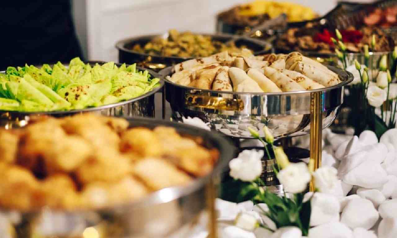 Guests To Pay For Meal: ‘నా పెళ్ళిలో భోజనం చేశాక బిల్లు కట్టాలి’.. వధువు పోస్ట్ వైరల్ Guests To Pay For Meal: ‘నా పెళ్ళిలో భోజనం చేశాక బిల్లు కట్టాలి’.. వధువు పోస్ట్ వైరల్