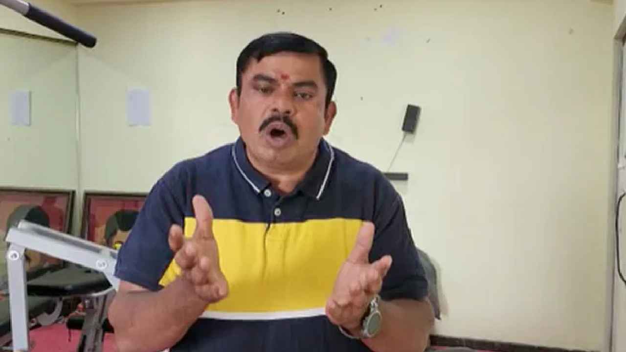PD Act On Raja Singh : రాజాసింగ్పై పీడీ యాక్ట్.. తెలుగు రాష్ట్రాల చరిత్రలో తొలిసారిగా ఒక ఎమ్మెల్యేపై పీడీ యాక్ట్ PD Act On Raja Singh : రాజాసింగ్పై పీడీ యాక్ట్.. తెలుగు రాష్ట్రాల చరిత్రలో తొలిసారిగా ఒక ఎమ్మెల్యేపై పీడీ యాక్ట్