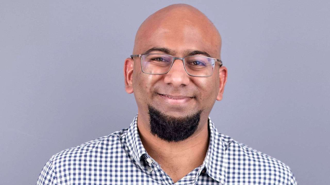 Shantanu Deshpande: కొత్త ఉద్యోగులు రోజుకు 18 గంటలు పనిచేయాలన్న సీఈవో.. తిట్టిపోస్తున్న నెటిజన్లు Shantanu Deshpande: కొత్త ఉద్యోగులు రోజుకు 18 గంటలు పనిచేయాలన్న సీఈవో.. తిట్టిపోస్తున్న నెటిజన్లు