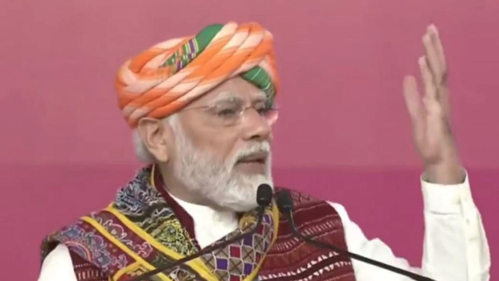 There were conspiracies to defame Gujarat to stop investment says PM Modi