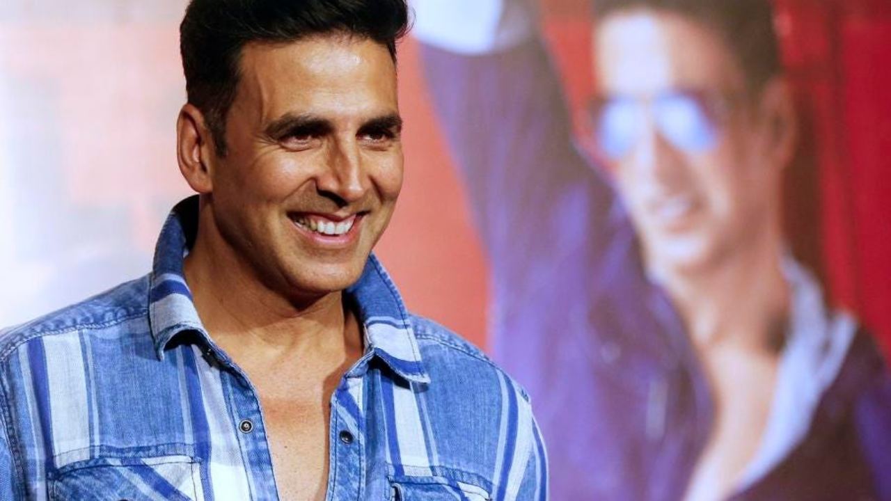 Akshay Kumar : వరుస ఫ్లాపులు.. రెమ్యునరేషన్ తగ్గించుకున్న అక్షయ్ కుమార్.. కానీ.. Akshay Kumar : వరుస ఫ్లాపులు.. రెమ్యునరేషన్ తగ్గించుకున్న అక్షయ్ కుమార్.. కానీ..