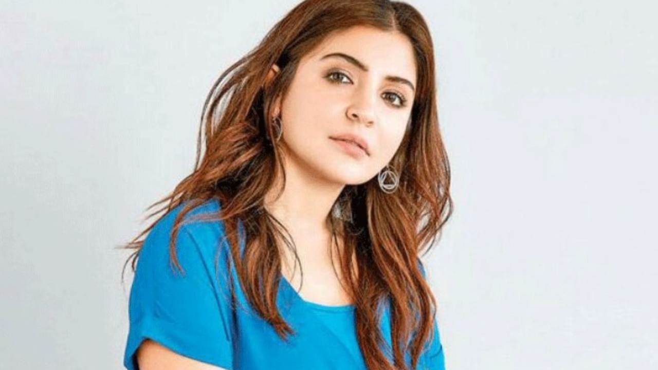 Anushka Sharma Beauty Secret : అనుష్క శర్మ బ్యూటీ సీక్రెట్ ఏంటో తెలుసా.. మీరు కూడా ఇంట్లో ఈజీగా ట్రై చేయొచ్చు.. Anushka Sharma Beauty Secret : అనుష్క శర్మ బ్యూటీ సీక్రెట్ ఏంటో తెలుసా.. మీరు కూడా ఇంట్లో ఈజీగా ట్రై చేయొచ్చు..