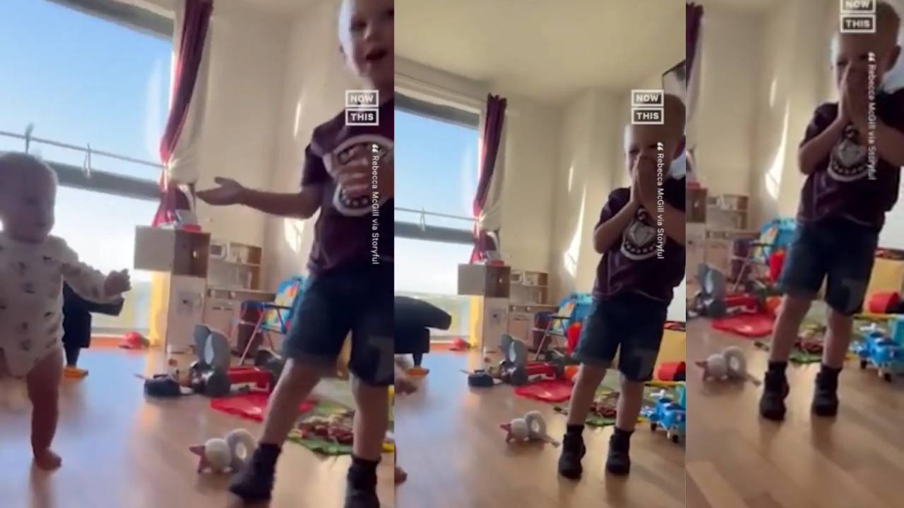 Brother Reaction To Baby Sister Walk : చిట్టిచెల్లెలు బుడిబుడి నడకలు చూసి అన్నయ్య ఆనందం Brother Reaction To Baby Sister Walk : చిట్టిచెల్లెలు బుడిబుడి నడకలు చూసి అన్నయ్య ఆనందం