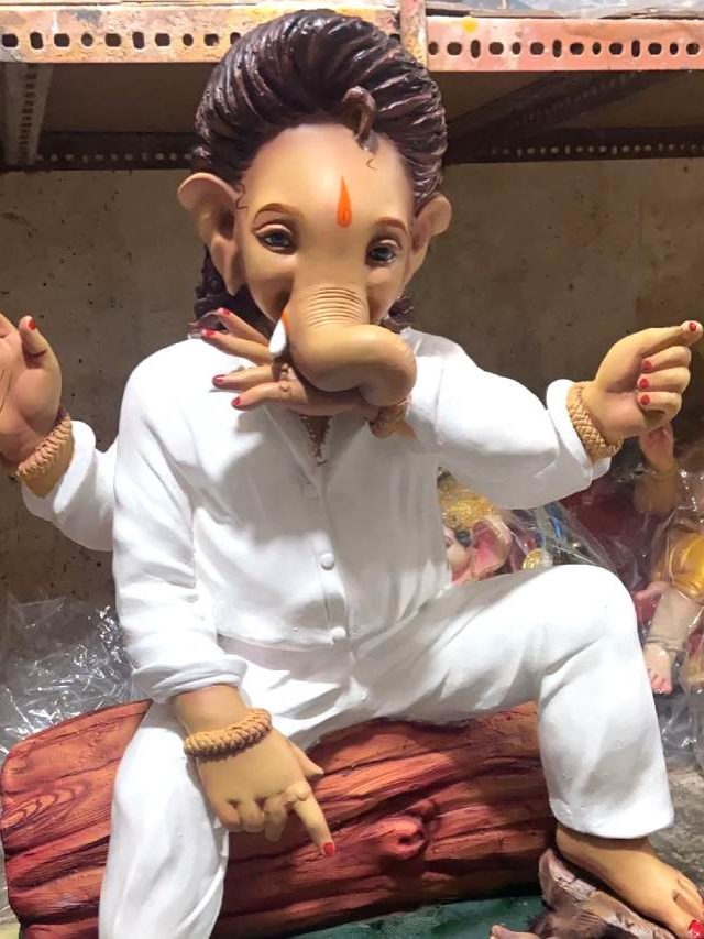 >హీరో పాత్రల్లో కొలువైన గణనాథులు