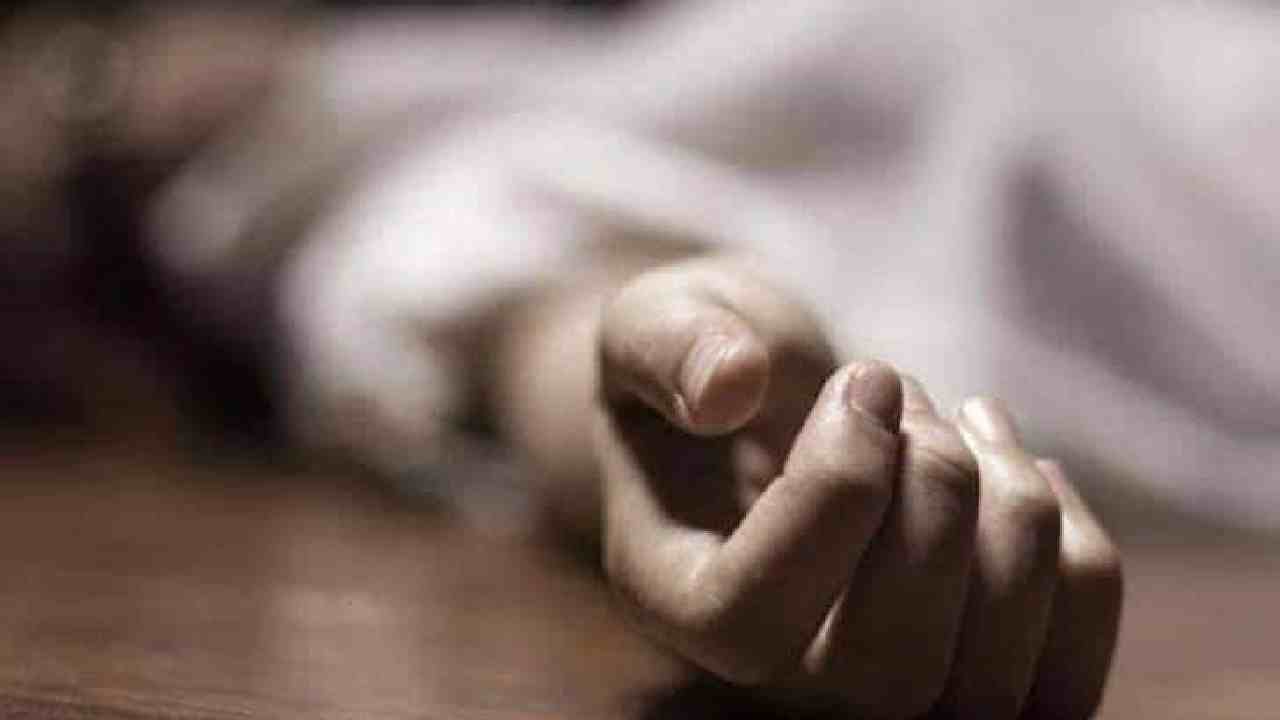 Dalit boy beaten to death: నీరు తాగడానికి కుండను ముట్టుకున్న దళిత బాలుడు.. కొట్టి చంపిన టీచర్ Dalit boy beaten to death: నీరు తాగడానికి కుండను ముట్టుకున్న దళిత బాలుడు.. కొట్టి చంపిన టీచర్