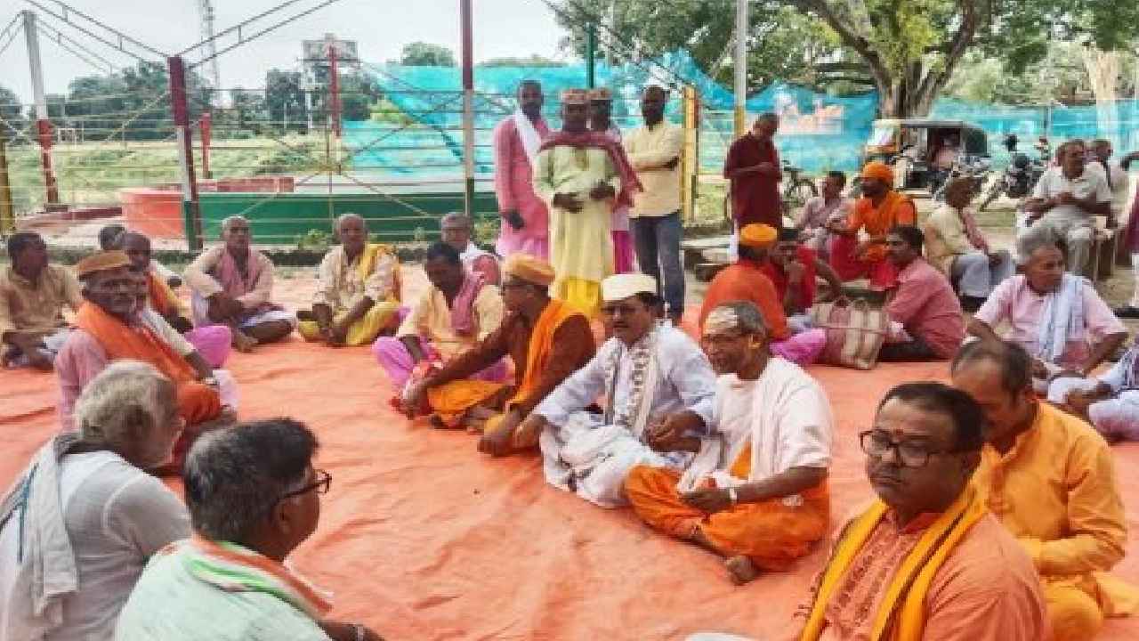 Grooms for Sale : మార్కెట్లో పెళ్లి కొడుకులు-నచ్చిన వారిని కొనుక్కోవటమే Grooms for Sale : మార్కెట్లో పెళ్లి కొడుకులు-నచ్చిన వారిని కొనుక్కోవటమే