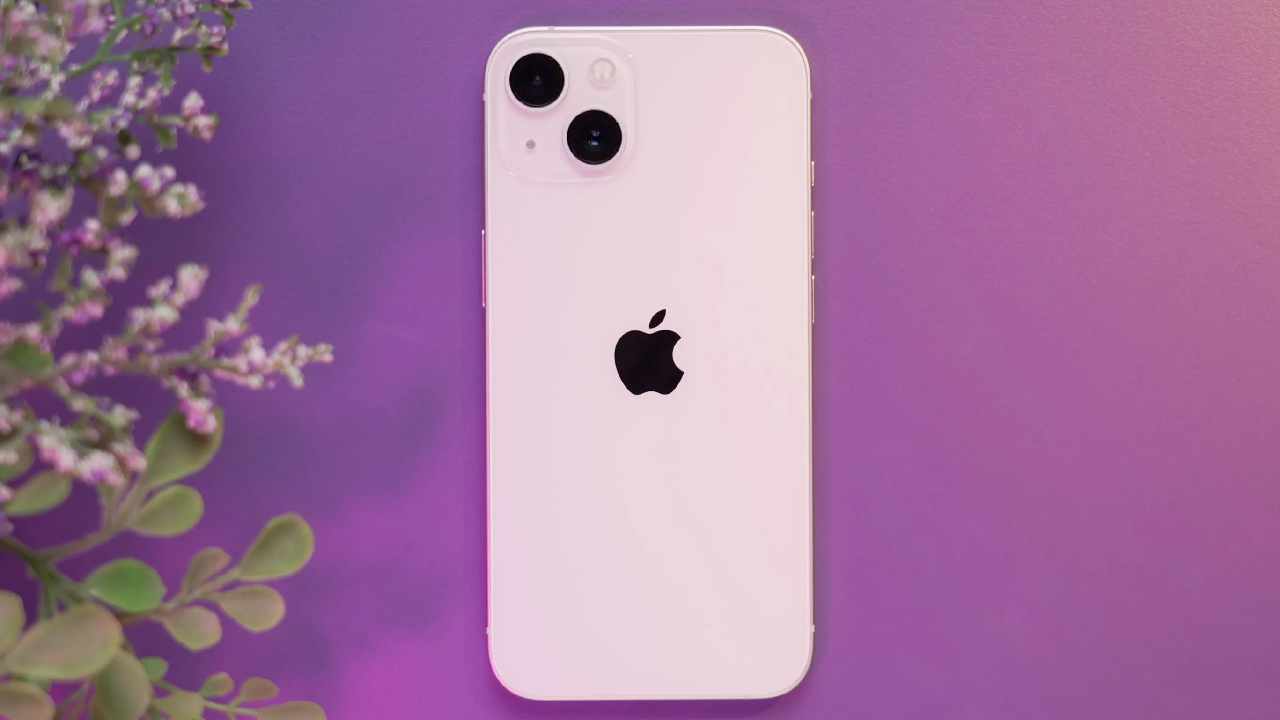 iPhone: ఐఫోన్ కొనాలనుకుంటున్నారా.. అయితే కొద్ది రోజులు ఆగండి.. ఎందుకంటే.. iPhone: ఐఫోన్ కొనాలనుకుంటున్నారా.. అయితే కొద్ది రోజులు ఆగండి.. ఎందుకంటే..