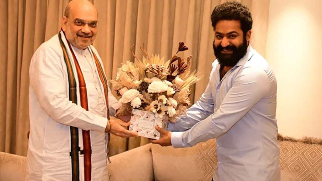 Amit Shah-NTR : అమిత్ షా, జూనియర్ ఎన్టీఆర్ భేటీపై మంత్రి కిషన్ రెడ్డి ఏమన్నారంటే.. Amit Shah-NTR : అమిత్ షా, జూనియర్ ఎన్టీఆర్ భేటీపై మంత్రి కిషన్ రెడ్డి ఏమన్నారంటే..
