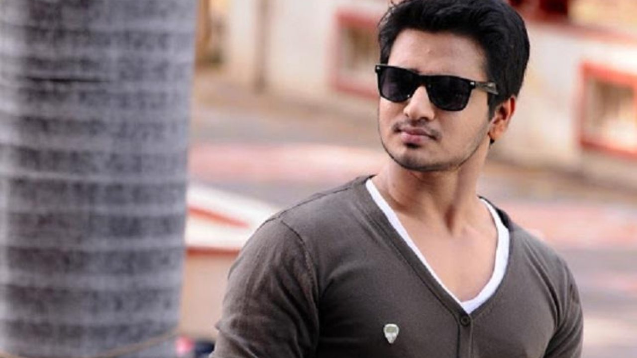 Nikhil : నిఖిల్ ఫస్ట్ రెమ్యునరేషన్ ఎంతో తెలుసా? సెలెక్ట్ అవ్వడానికి లక్ష లంచం ఇచ్చాడట.. Nikhil : నిఖిల్ ఫస్ట్ రెమ్యునరేషన్ ఎంతో తెలుసా? సెలెక్ట్ అవ్వడానికి లక్ష లంచం ఇచ్చాడట..