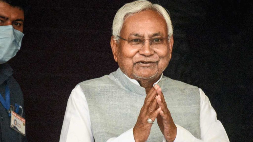 is nitish kumar resigns after meeting with governor