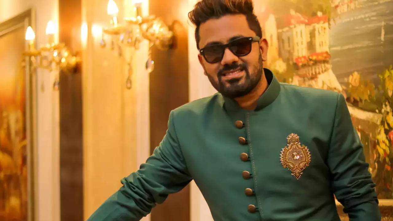 Singer Rahul Jain : ప్రముఖ సింగర్ పై అత్యాచారం కేసు.. ఆమె ఎవరో కూడా తెలీదంటున్న సింగర్.. Singer Rahul Jain : ప్రముఖ సింగర్ పై అత్యాచారం కేసు.. ఆమె ఎవరో కూడా తెలీదంటున్న సింగర్..